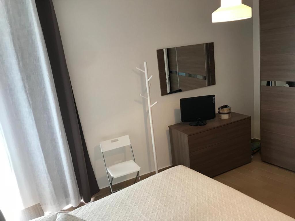 5 Miles Apt Apartment Rocca Cinquemiglia Ngoại thất bức ảnh